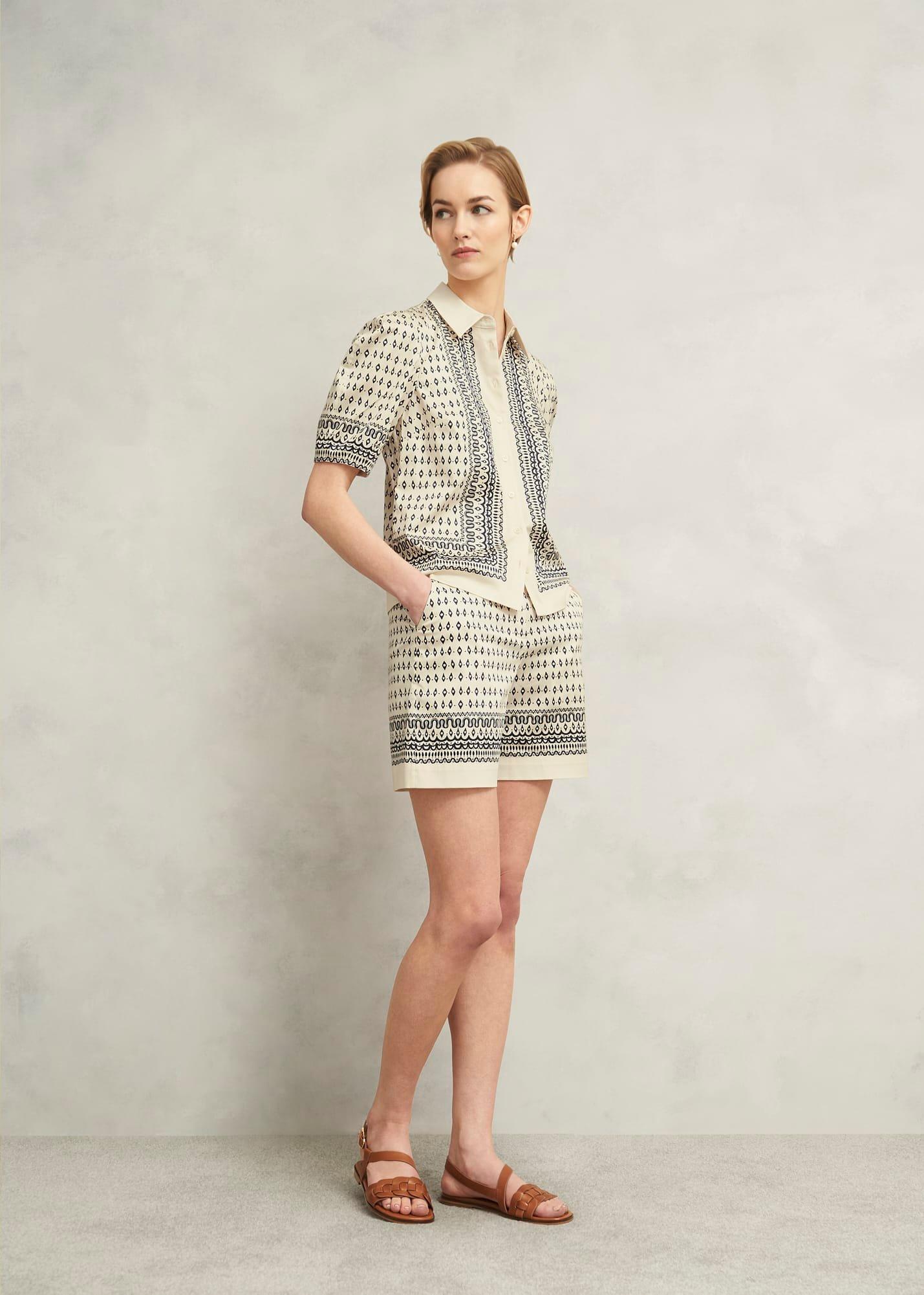 Suri Shorts, Cream Navy, hi-res