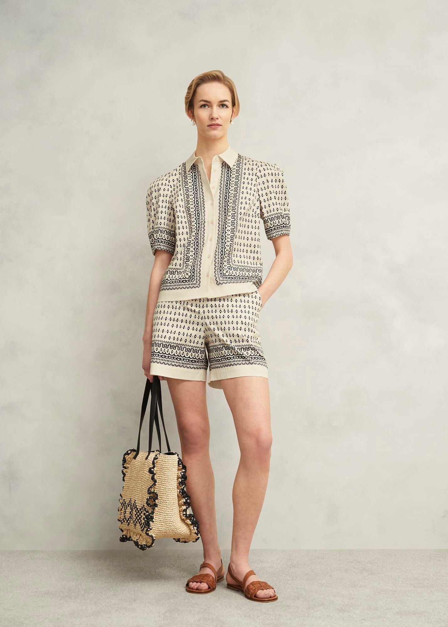 Suri Shorts, Cream Navy, hi-res