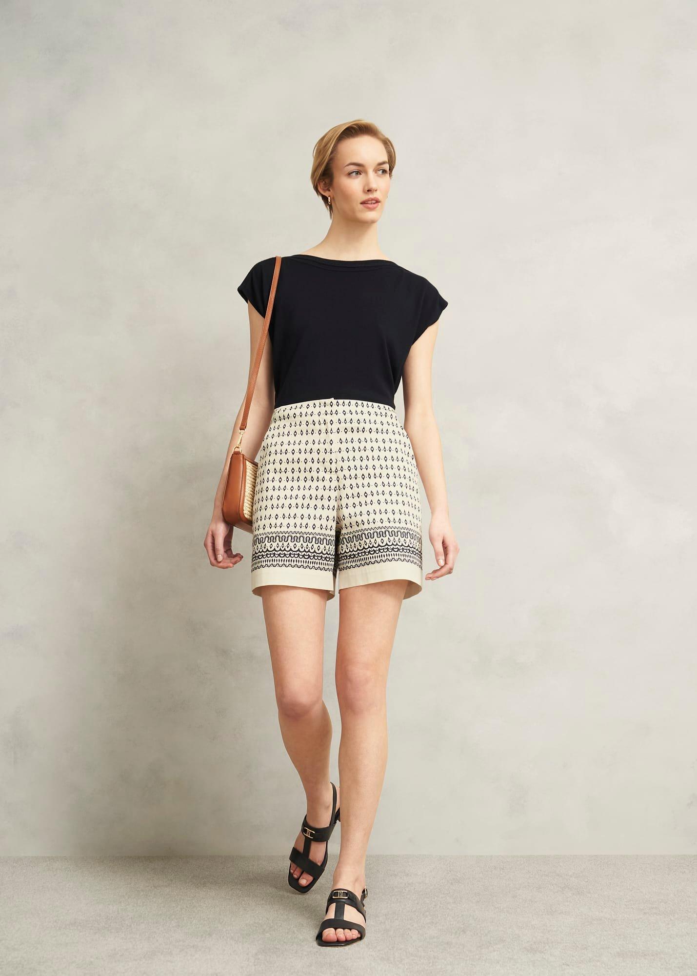 Suri Shorts, Cream Navy, hi-res