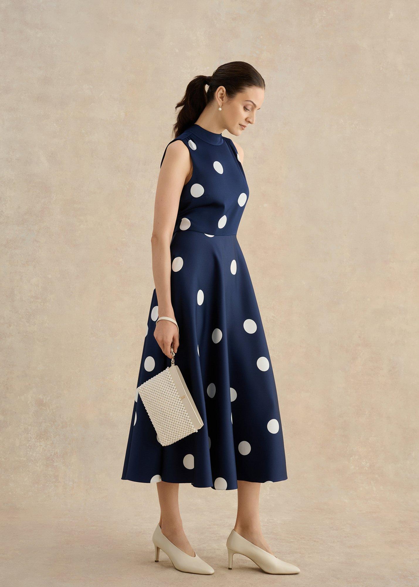 Catherine Pearl Wrist, Warm Ivory, hi-res