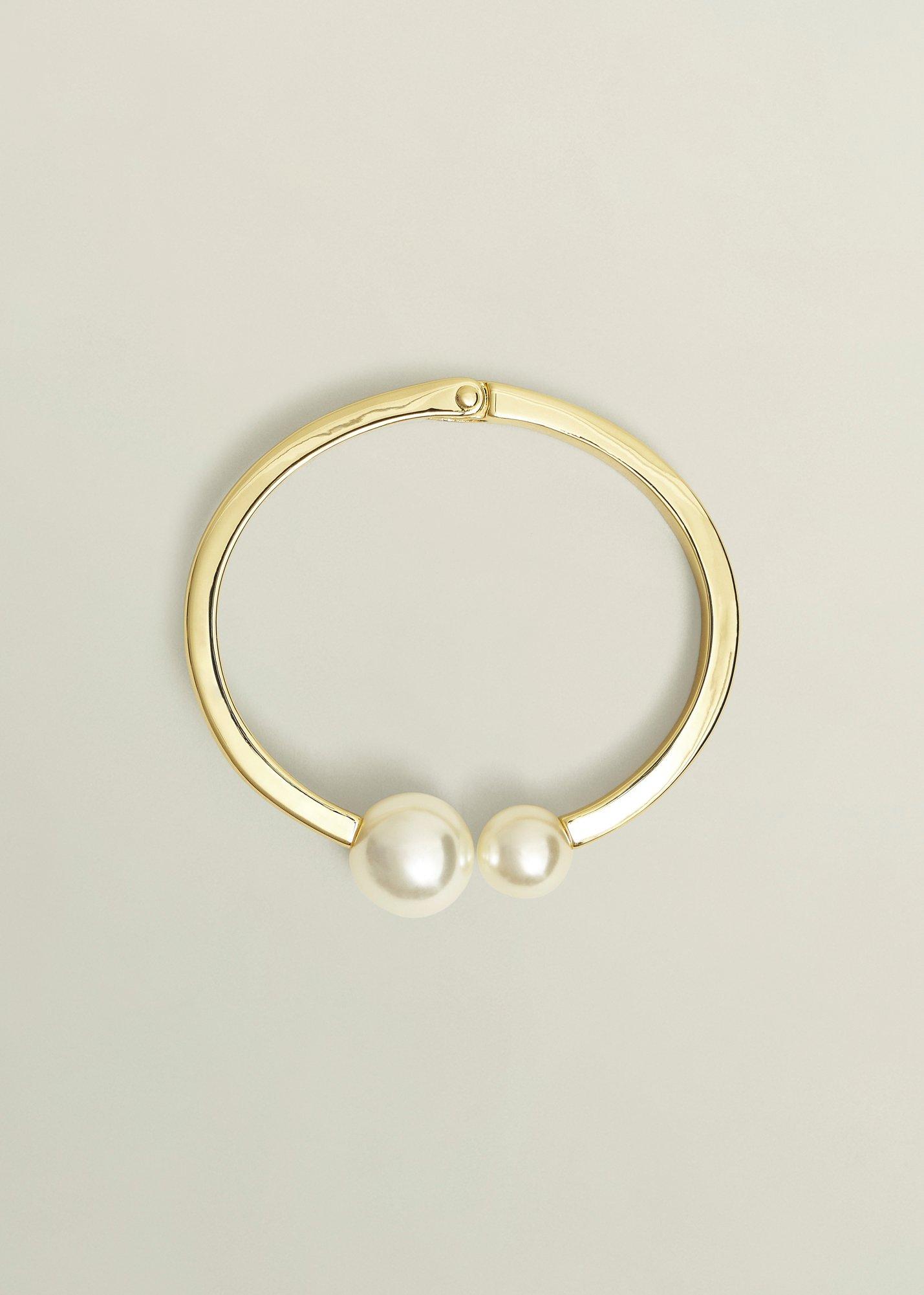 Lilia Cuff