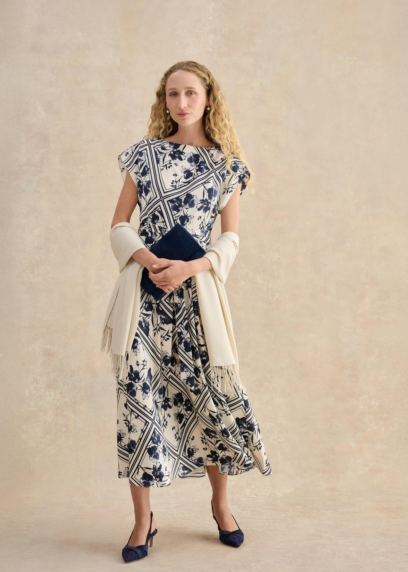 Matilda Scarf, Warm Ivory, hi-res