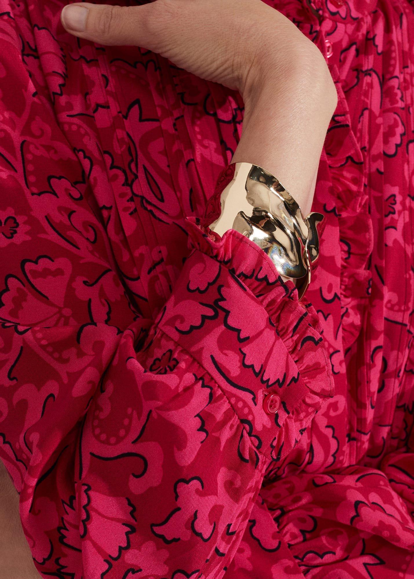 Fenella Cuff, Gold, hi-res