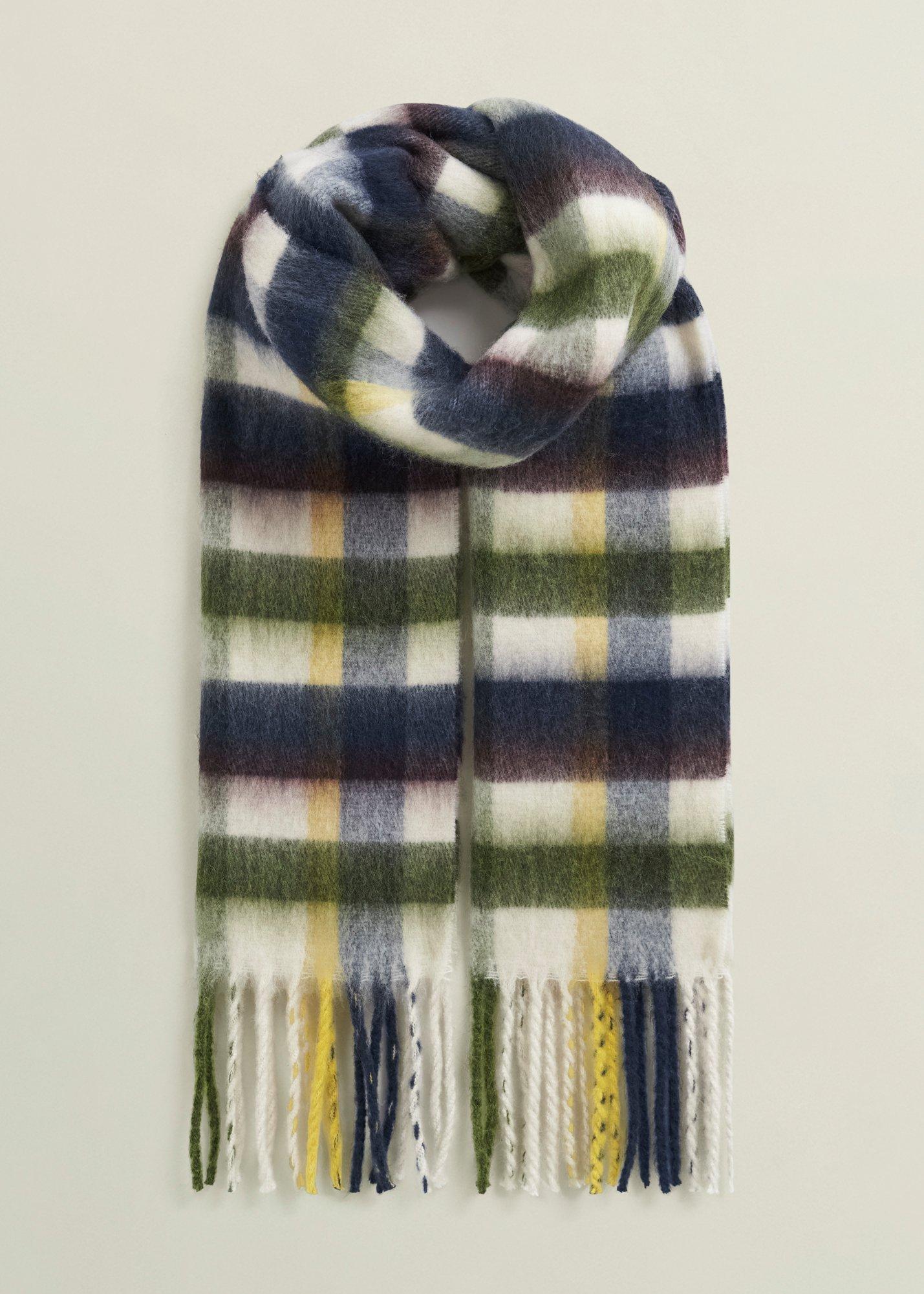 Danica Scarf