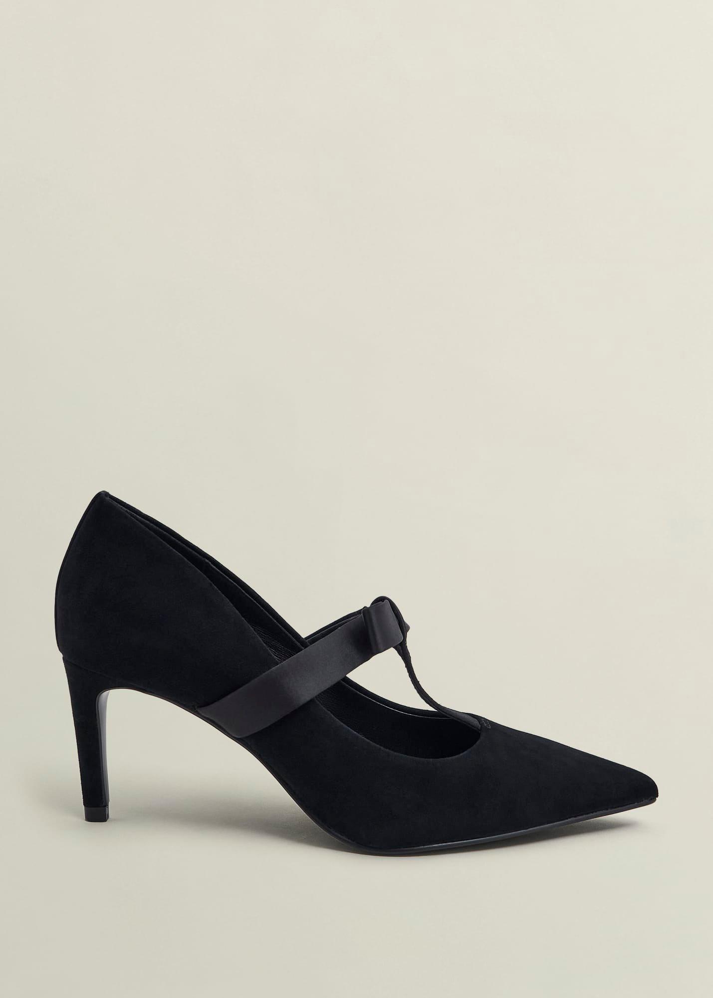 Giovanna T-Bar Heels