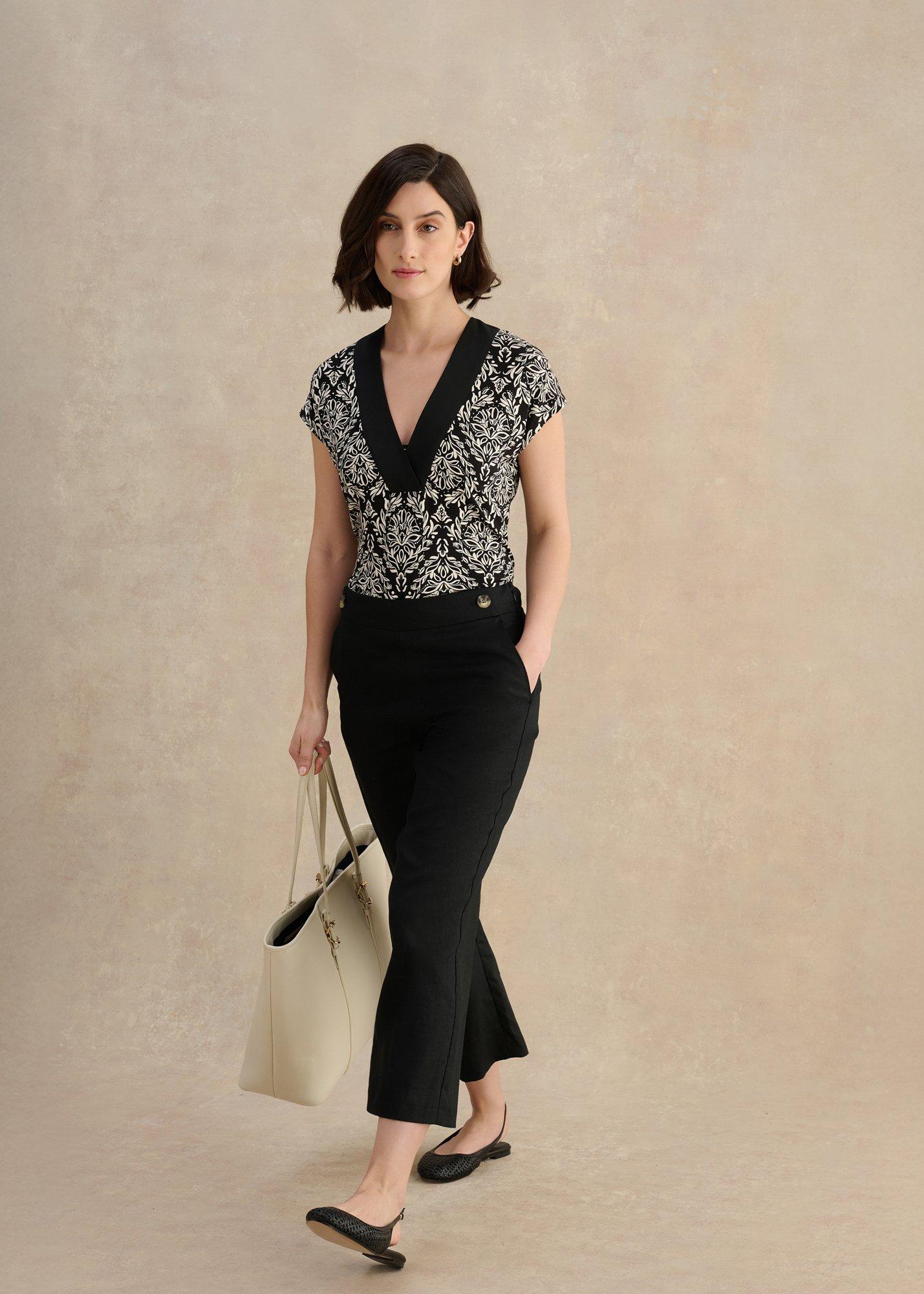 Jonie Printed V- neck Top, Black Ivory, hi-res