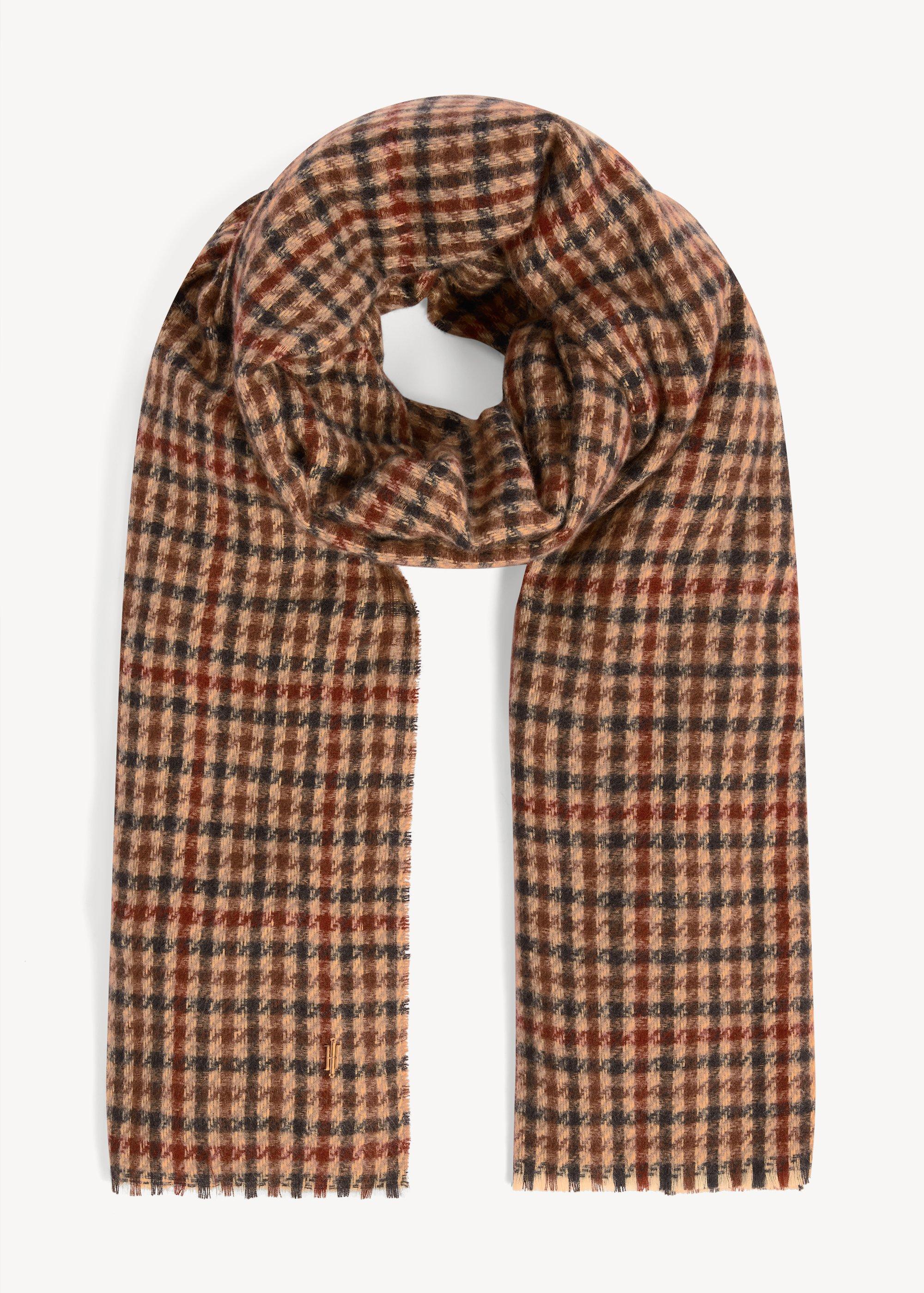 Katherine Scarf