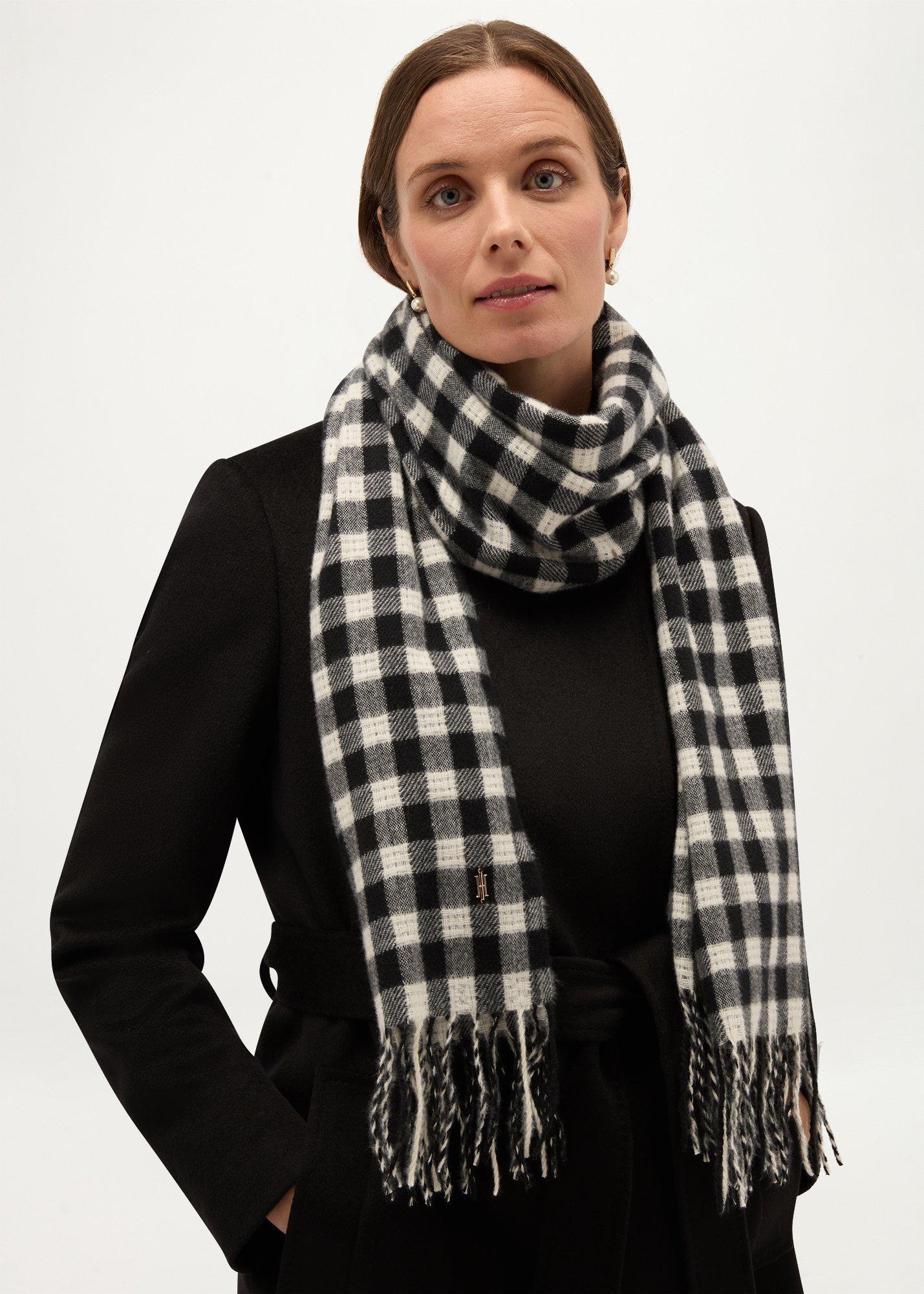 Michelle Scarf, Black Ivory, hi-res