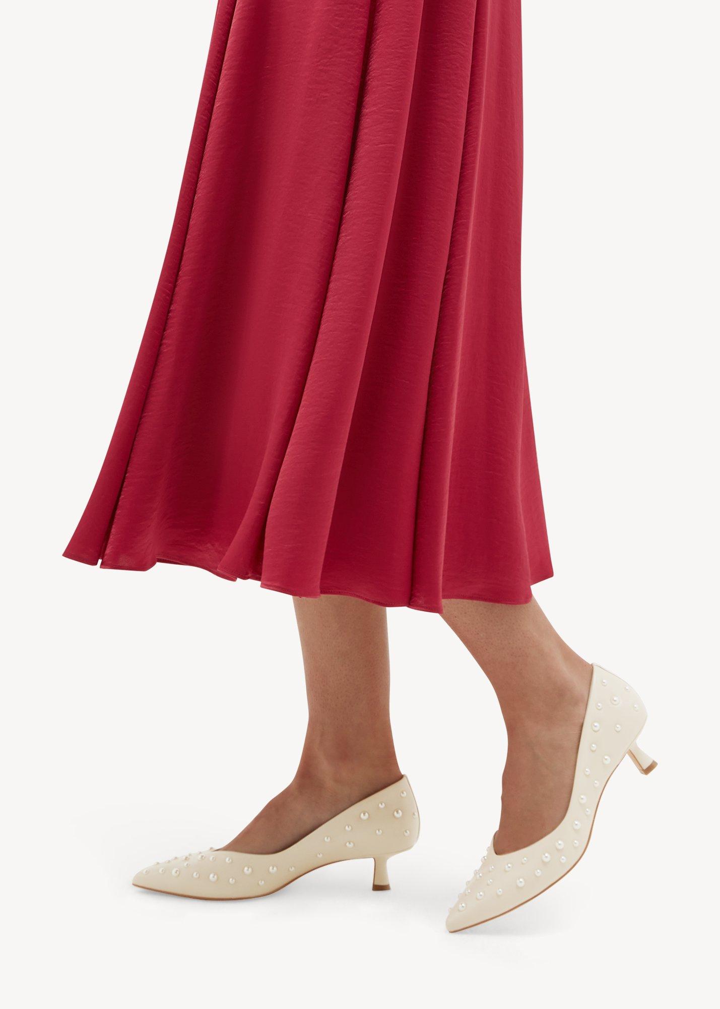 Carrie Court, Warm Ivory, hi-res