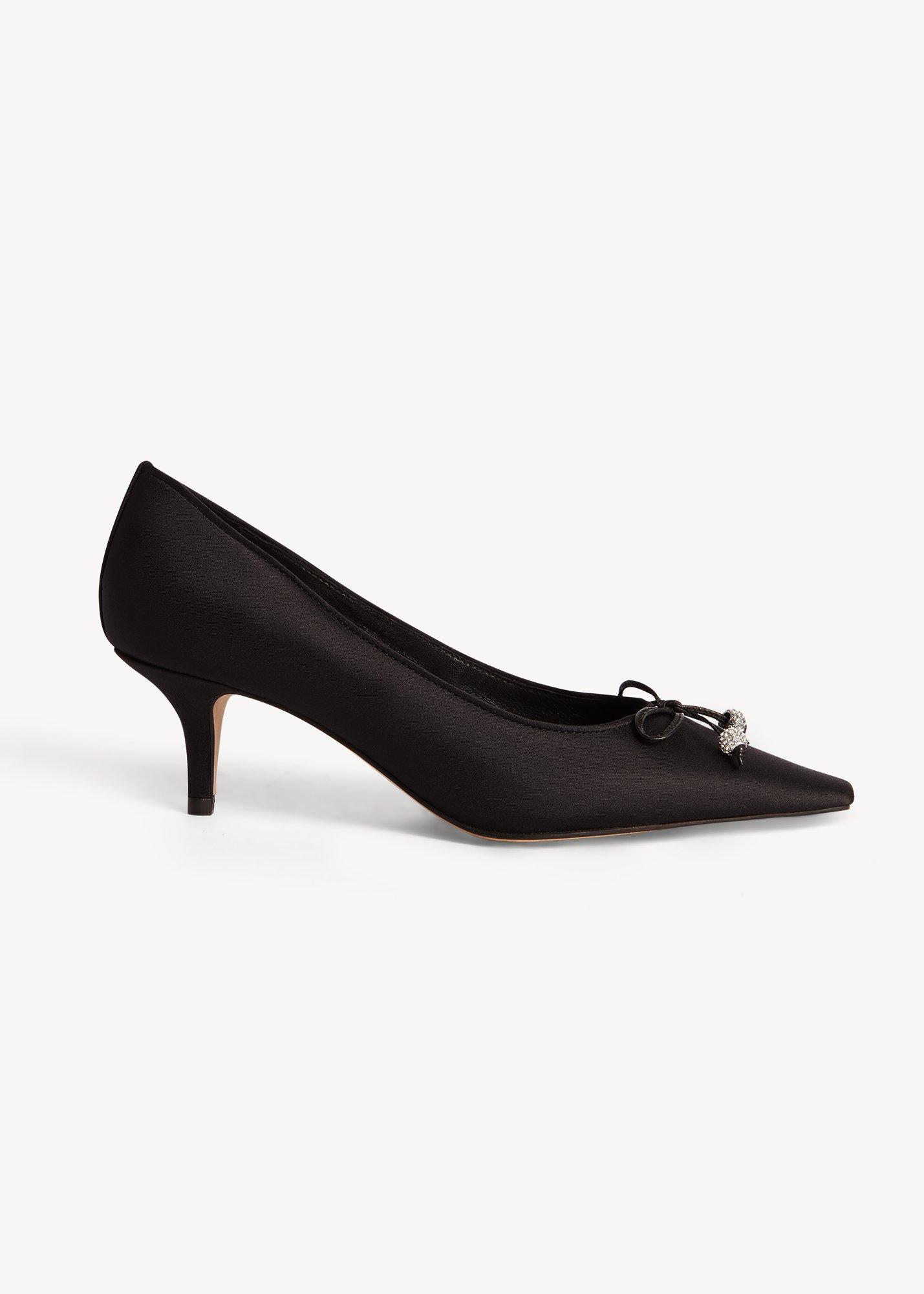 Victoria Satin Courts